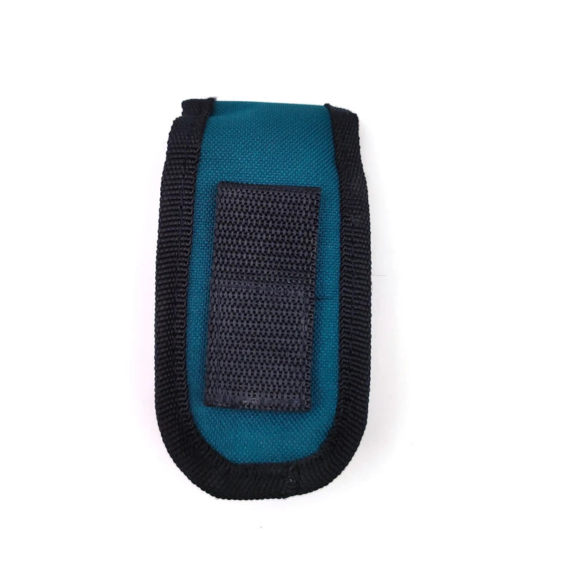 Bosch Medidor de Distancia Láser Portátil con Estuche